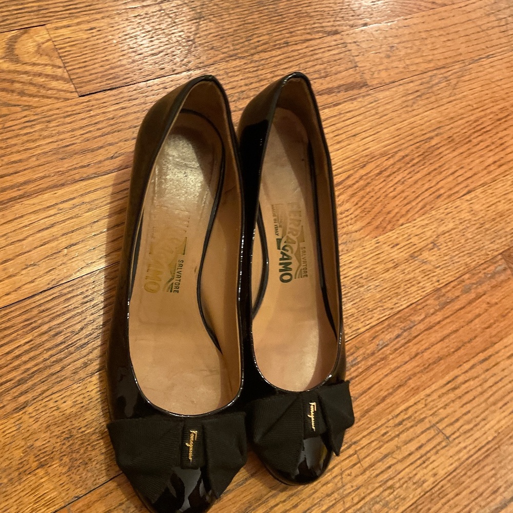 Ferragamo pump
